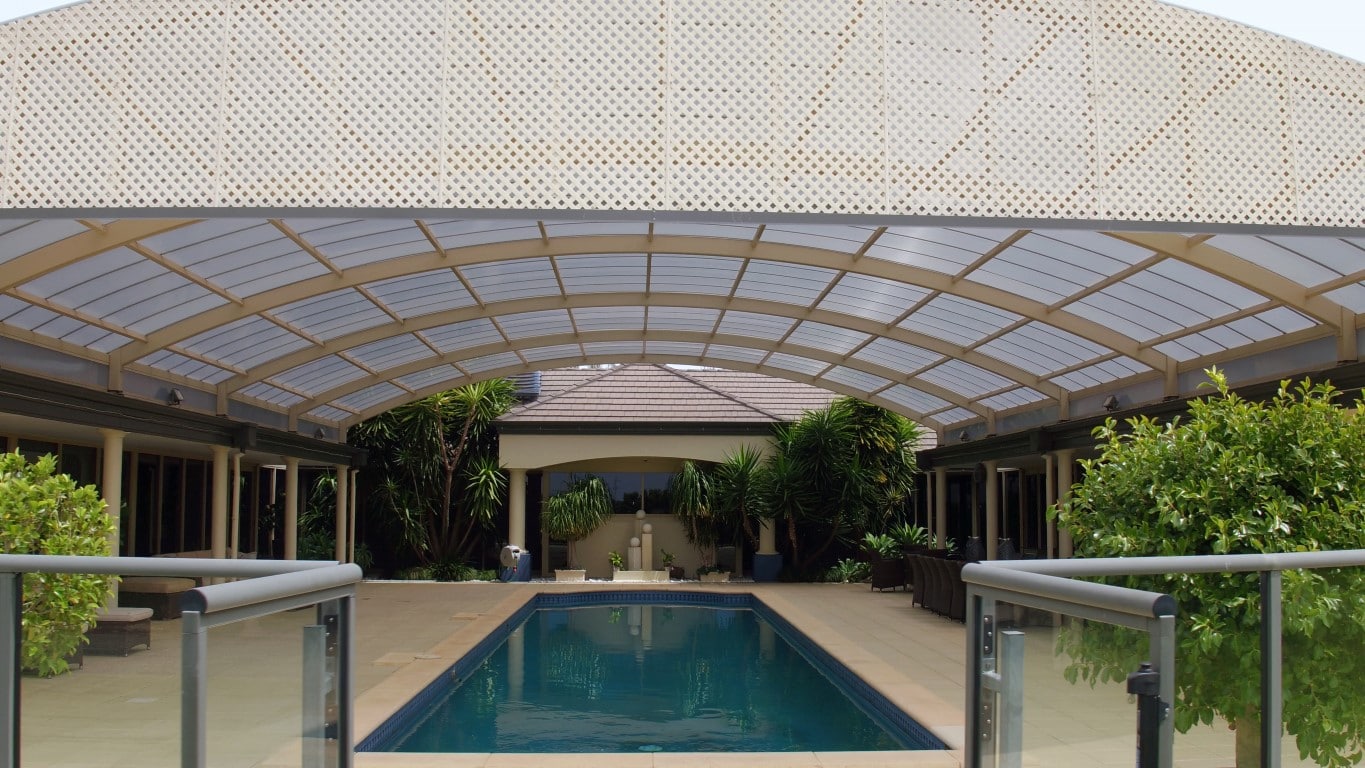 Curved Patio/Pool Cover Alpha Industries